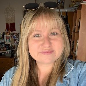 Meet your Posher, Monika